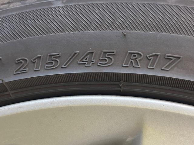 プリウス Ｇツーリングセレクションレザーパッケージ　純正ＳＤナビ　レーダークルーズ　禁煙車　レザーシート　スマートキー　ＬＥＤヘッド　ビルトインＥＴＣ　純正１７インチアルミ　オートエアコン　ＣＤ　フルセグ（44枚目）