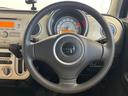 ステアリングも使用感が少なく、きれいな状態となっております♪