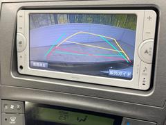 【バックカメラ】駐車時に後方がリアルタイム映像で確認できます。大型商業施設や立体駐車場での駐車時や、夜間のバック時に大活躍！運転スキルに関わらず、今や必須となった装備のひとつです！ 4