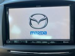 【メーカー純正ナビ】インテリアに溶け込むスタイリッシュな「専用設計」メーカーナビを装備♪視認性や操作性など基本性能にも優れ、より上質なカーライフをお楽しみいただけます。 4