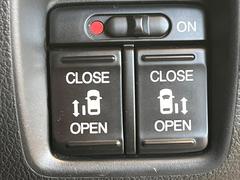 ��ξ¦�ѥ���饤�ɥɥ��ۥ��ޡ��ȥ����䱿ž�ʤΥ����å��Ǹ���ξ¦���饤�ɥɥ��γ��Ĥ���ǽ����ư�������Ϥ�����ƥɥ��򳫤���ɬ�פ�̵���������ʤ����ͤǤ��ñ�˳����Ĥ�Ǥ���Ŭ�Ǥ��� 4