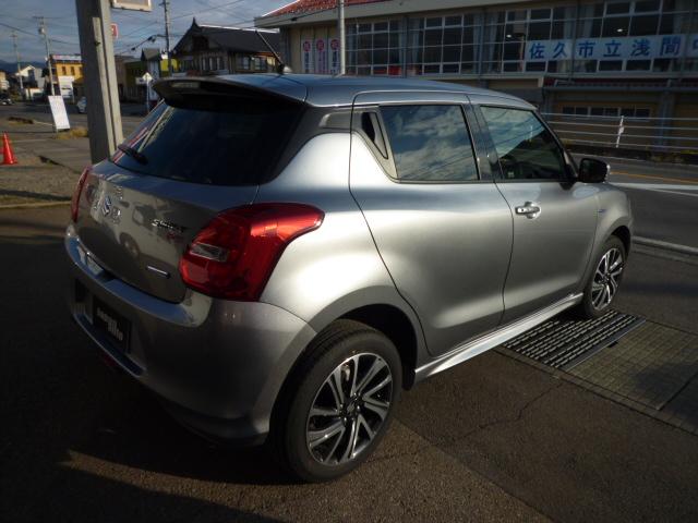 スイフト ハイブリッドＲＳ（8枚目）