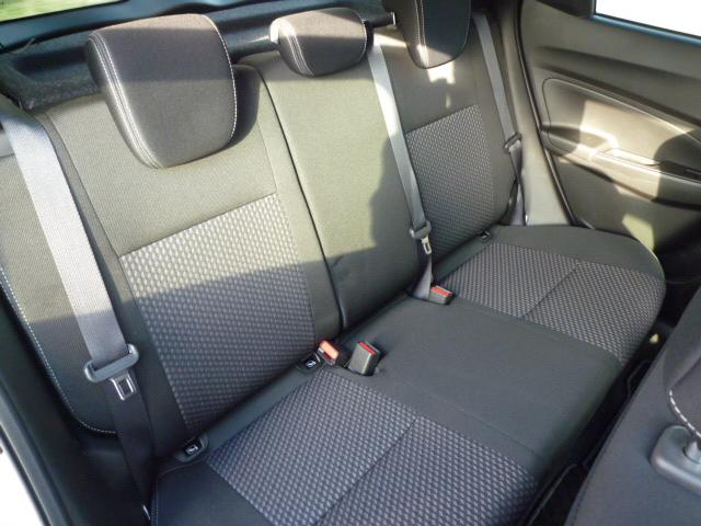 スイフト ハイブリッドＲＳ（14枚目）