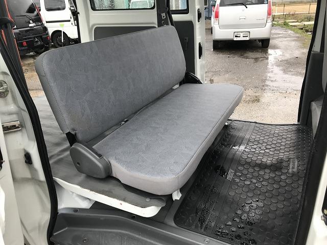 4WD フルフラット 5MT(17枚目)