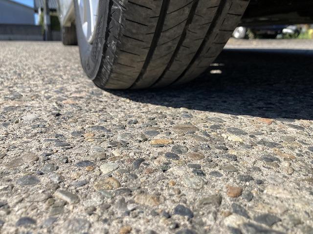 ワゴンＲスティングレー Ｘ　４ＷＤ　Ｓキー　ＣＤ　アルミ　シートヒーター　盗難防止システム　衝突安全ボディ　運転席エアバッグ	助手席エアバッグ　ＡＢＳ　キーレスエントリー（21枚目）