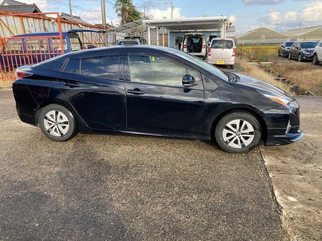 プリウス A 4WD ナビ Bluetoothオーディオ フルセグ(4枚目)