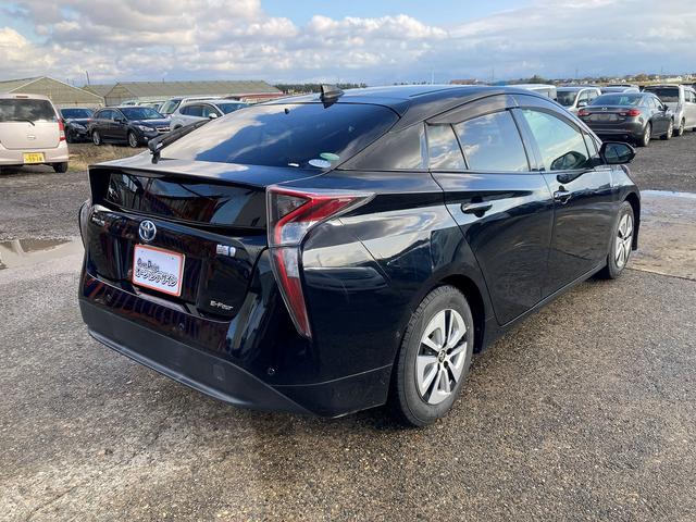 プリウス A 4WD ナビ Bluetoothオーディオ フルセグ(5枚目)