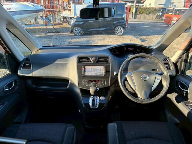 セレナ ハイウェイスター　Ｖセレクション　Ｓキー　ナビ　ＣＤ　ＭＤ　Ｂｌｕｅｔｏｏｔｈ　フォグ　両Ｐスラ（13枚目）