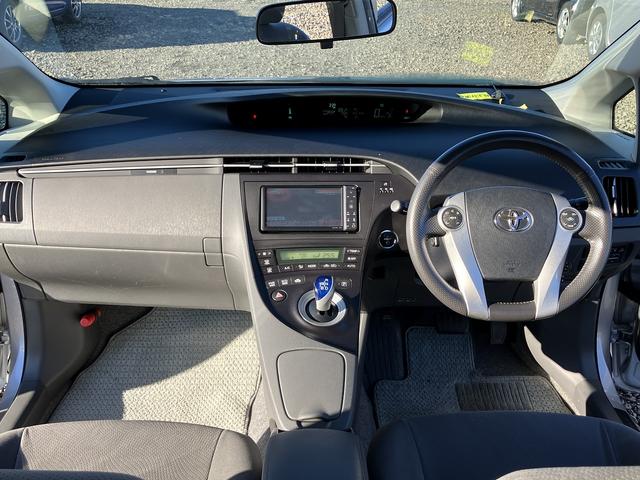 プリウス Sツーリングセレクション Sキー Pスタート istop クルコン ETC ナビ フルセグ CD DVD Bluetooth Bカメラ HID フォグ アルミ オートライト(14枚目)