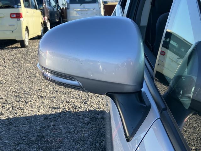 プリウス Sツーリングセレクション Sキー Pスタート istop クルコン ETC ナビ フルセグ CD DVD Bluetooth Bカメラ HID フォグ アルミ オートライト(44枚目)