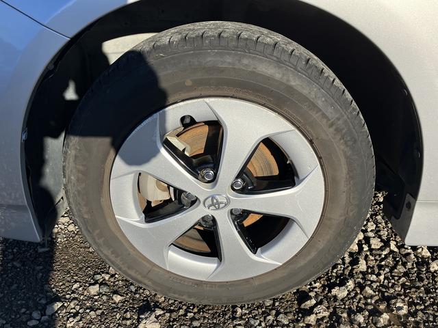 プリウス Sツーリングセレクション Sキー Pスタート istop クルコン ETC ナビ フルセグ CD DVD Bluetooth Bカメラ HID フォグ アルミ オートライト(48枚目)