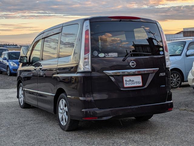 セレナ ハイウェイスター　Ｓキー　Ｐスタート　ＥＴＣ　クルコン　ナビ　フルセグ　ＣＤ　ＤＶＤ　Ｂｌｕｅｔｏｏｔｈ　ＡＵＸ　フォグ　オートライト　サンシェード　両Ｐスラ（12枚目）