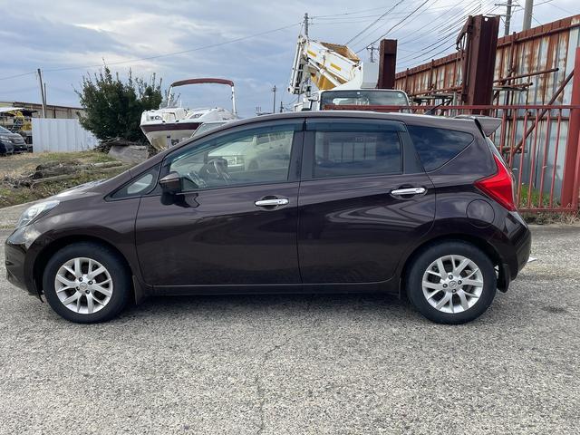 ノート メダリスト　エマージェンシーブレーキパッケージ　Ｓキー　ナビ　フルセグ　ＣＤ　ＤＶＤ　Ｂｌｕｅｔｏｏｔｈ　Ｂカメラ（13枚目）