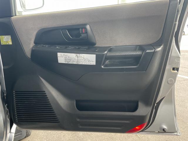 パジェロイオ ＺＲ　４ＷＤ　ＭＴ　アルミ（28枚目）