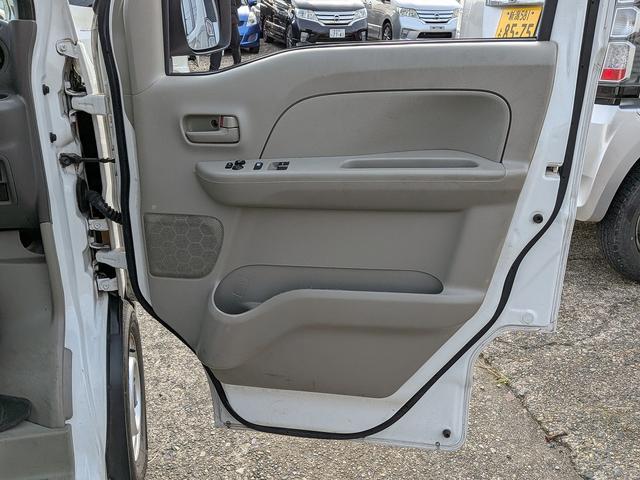 ＮＶ１００クリッパーバン ＤＸ　ＧＬセーフティパッケージ　自社　ローン　対応　キーレス　ＥＴＣ　ＣＤ　ＡＵＸ　オートライト　両側スライドドア（31枚目）