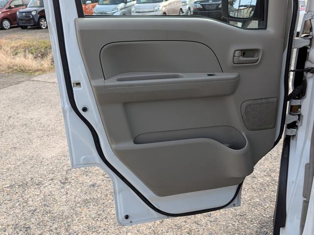 ＮＶ１００クリッパーバン ＤＸ　ＧＬセーフティパッケージ　自社　ローン　対応　キーレス　ＥＴＣ　ＣＤ　ＡＵＸ　オートライト　両側スライドドア（32枚目）