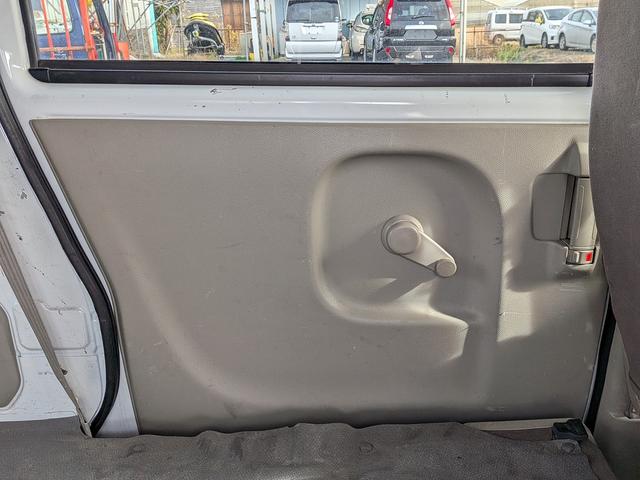 ＮＶ１００クリッパーバン ＤＸ　ＧＬセーフティパッケージ　自社　ローン　対応　キーレス　ＥＴＣ　ＣＤ　ＡＵＸ　オートライト　両側スライドドア（33枚目）
