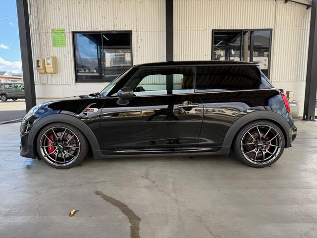 ＭＩＮＩ ジョンクーパーワークス　ジョンクーパーワークス（4枚目）