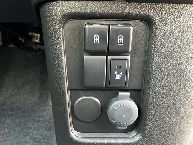 ワゴンRカスタムZ ハイブリッドZX アップグレードパッケージ スマートキー プッシュスタート クルーズコントロール 運転席シートヒーター クルーズコントロール レーンアシスト クリアランスソナー アイドリングストップ 横滑り防止 電動格納ドアミラー(13枚目)