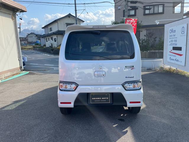 ワゴンRカスタムZ ハイブリッドZX アップグレードパッケージ スマートキー プッシュスタート クルーズコントロール 運転席シートヒーター クルーズコントロール レーンアシスト クリアランスソナー アイドリングストップ 横滑り防止 電動格納ドアミラー(22枚目)