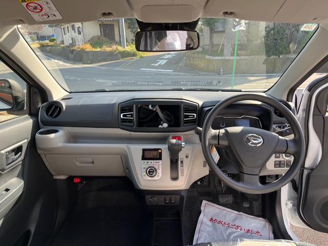 ミライース G SAIII スマートキー プッシュスタート 前席シートヒーター オートエアコン プッシュスタート クリアランスソナー 横滑り防止 アイドリングストップ オートマチックハイビーム スマートアシスト(11枚目)