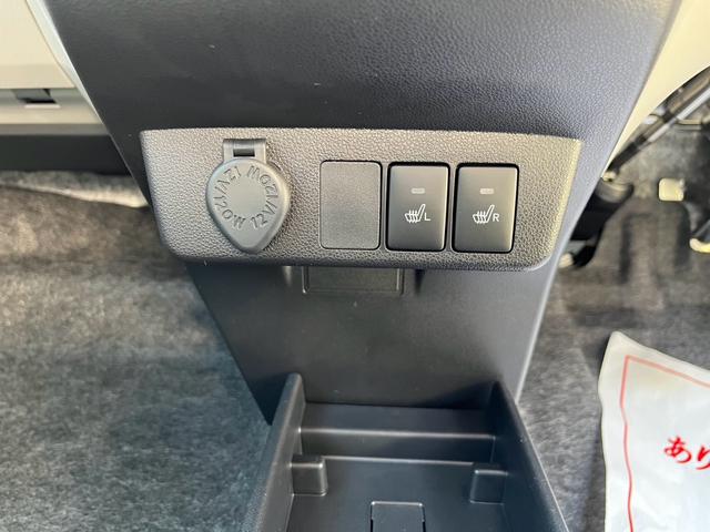 ミライース G SAIII スマートキー プッシュスタート 前席シートヒーター オートエアコン プッシュスタート クリアランスソナー 横滑り防止 アイドリングストップ オートマチックハイビーム スマートアシスト(17枚目)