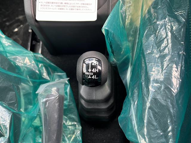 当店で中古車をご購入の方は、愛車を錆びから守るノックスドール施工が３０％ＯＦＦ！詳しくは当社ホームページへＧｏ！