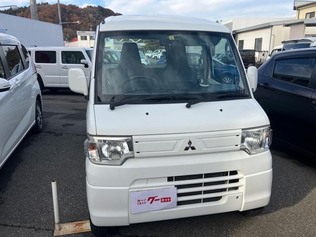 ミニキャブバン ＣＤ　ハイルーフ　４ＷＤ　オートマ　両側スライドドア　エアコン　ライトレベライザー　走行距離５．５万キロ　車検令和９年５月まで　修復歴無し　ホワイト（6枚目）