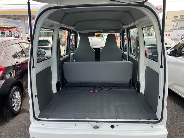 ミニキャブバン ＣＤ　ハイルーフ　４ＷＤ　オートマ　両側スライドドア　エアコン　ライトレベライザー　走行距離５．５万キロ　車検令和９年５月まで　修復歴無し　ホワイト（20枚目）