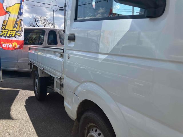 キャリイトラック ＫＣエアコン・パワステ　４ＷＤ　ＭＴ　エアコン　パワーステアリング　運転席エアバッグ　助手席エアバッグ（10枚目）
