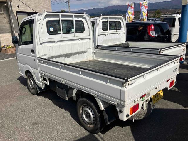 キャリイトラック ＫＣエアコン・パワステ　４ＷＤ　ＭＴ　エアコン　パワーステアリング　運転席エアバッグ　助手席エアバッグ（11枚目）