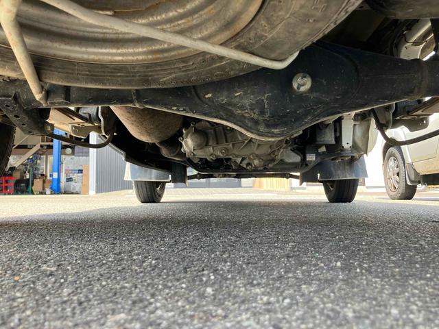 キャリイトラック ＫＣエアコン・パワステ　４ＷＤ　ＭＴ　エアコン　パワーステアリング　運転席エアバッグ　助手席エアバッグ（14枚目）