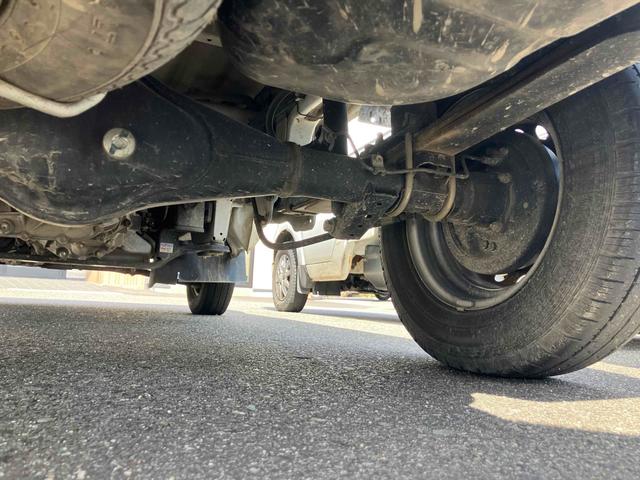 キャリイトラック ＫＣエアコン・パワステ　４ＷＤ　ＭＴ　エアコン　パワーステアリング　運転席エアバッグ　助手席エアバッグ（16枚目）