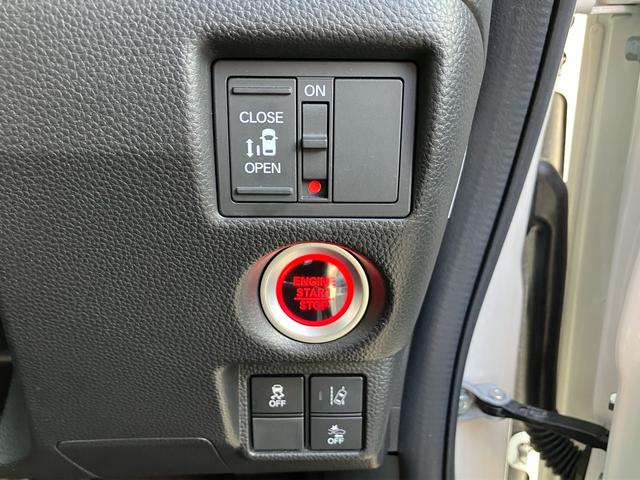 N-BOXカスタム G・Lホンダセンシング 片側パワースライドドア 地デジナビ Bluetoothオーディオ バックカメラ ETC クリアランスソナー(11枚目)