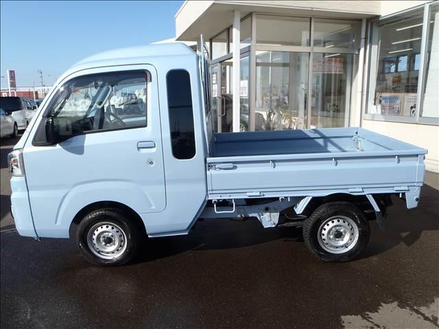 ジャンボSAIIIt 4WD CDオーディオ スマートアシストIIIt 追突回避支援ブレーキ 誤発進抑制機能 車線逸脱警報 キーレス パートタイム4WD ヘッドライトレベライザー 荷台作業灯 LEDヘッドライト&フォグ(10枚目)