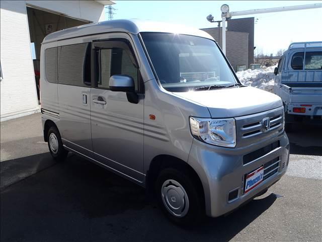 L・ホンダセンシング 4WD 6速MT ホンダセンシング CMBS アイドリングストップ 純正ラジオ キーレス VSA オートAC ETC 電格ミラー 充電用USBジャック(8枚目)