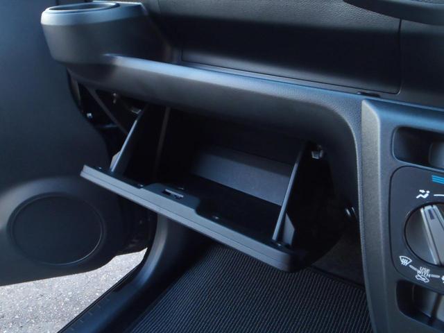 L SAIII 4WD 純正CD キーレス スマートアシスト3 オートハイビーム VSC コーナーセンサー アイドリングストップ Hライトレベライザー LEDテール(46枚目)