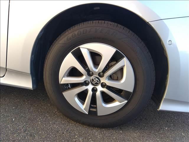 プリウス Ａ４ＷＤ☆禁煙☆走行３．３万キロ☆試乗出来ます☆９型ナビ☆　４ＷＤ☆禁煙☆走行３．３万キロ☆９型ナビ☆ＴＶ☆Ｂカメラ☆衝突軽減ブレーキ☆レーダークルーズ☆ＬＤＡ☆オートハイビーム☆ＢＳＭ☆ＨＵＤ☆パーキングアシスト☆ＬＥＤヘッドライト☆フォグ☆試乗出来ます☆（7枚目）