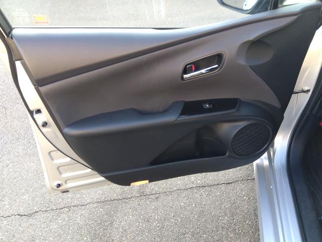 プリウス Ａ４ＷＤ☆禁煙☆走行３．３万キロ☆試乗出来ます☆９型ナビ☆　４ＷＤ☆禁煙☆走行３．３万キロ☆９型ナビ☆ＴＶ☆Ｂカメラ☆衝突軽減ブレーキ☆レーダークルーズ☆ＬＤＡ☆オートハイビーム☆ＢＳＭ☆ＨＵＤ☆パーキングアシスト☆ＬＥＤヘッドライト☆フォグ☆試乗出来ます☆（32枚目）