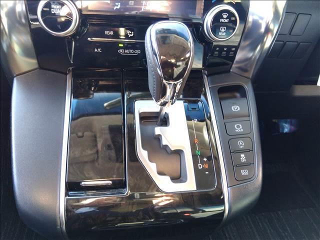 ４ＷＤ☆禁煙☆走行５．２万キロ☆純正９型ナビ☆フリップダウンＭ☆両側パワスラ☆クルコン☆ビルトインＥＴＣ☆スマートキー☆プッシュスタート☆純正Ｅ／Ｇスターター☆ＬＥＤヘッドライト☆フォグ☆試乗ＯＫ☆