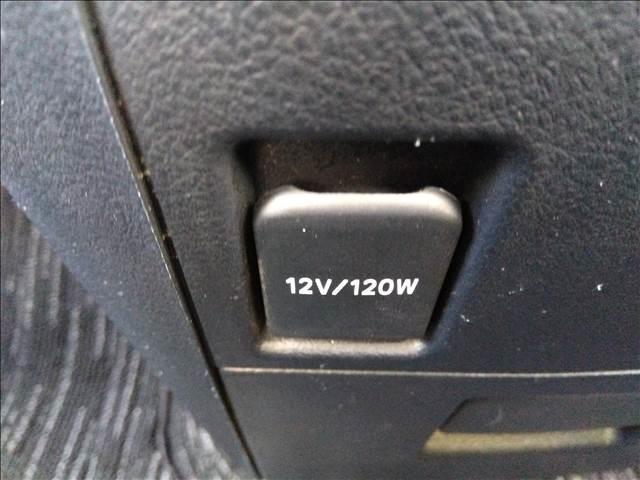 ４ＷＤ☆禁煙☆走行５．２万キロ☆純正９型ナビ☆フリップダウンＭ☆両側パワスラ☆クルコン☆ビルトインＥＴＣ☆スマートキー☆プッシュスタート☆純正Ｅ／Ｇスターター☆ＬＥＤヘッドライト☆フォグ☆試乗ＯＫ☆