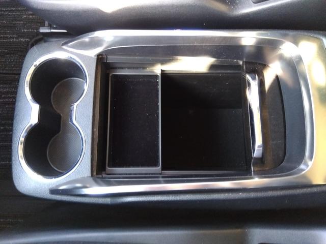 ４ＷＤ☆禁煙☆走行５．２万キロ☆純正９型ナビ☆フリップダウンＭ☆両側パワスラ☆クルコン☆ビルトインＥＴＣ☆スマートキー☆プッシュスタート☆純正Ｅ／Ｇスターター☆ＬＥＤヘッドライト☆フォグ☆試乗ＯＫ☆