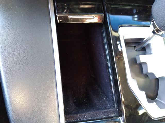 ４ＷＤ☆禁煙☆走行５．２万キロ☆純正９型ナビ☆フリップダウンＭ☆両側パワスラ☆クルコン☆ビルトインＥＴＣ☆スマートキー☆プッシュスタート☆純正Ｅ／Ｇスターター☆ＬＥＤヘッドライト☆フォグ☆試乗ＯＫ☆