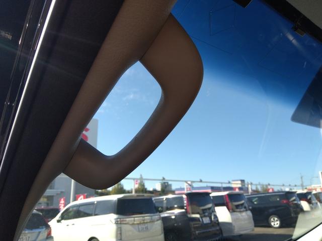 ４ＷＤ☆禁煙☆走行５．２万キロ☆純正９型ナビ☆フリップダウンＭ☆両側パワスラ☆クルコン☆ビルトインＥＴＣ☆スマートキー☆プッシュスタート☆純正Ｅ／Ｇスターター☆ＬＥＤヘッドライト☆フォグ☆試乗ＯＫ☆