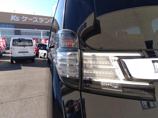 ４ＷＤ☆禁煙☆走行５．２万キロ☆純正９型ナビ☆フリップダウンＭ☆両側パワスラ☆クルコン☆ビルトインＥＴＣ☆スマートキー☆プッシュスタート☆純正Ｅ／Ｇスターター☆ＬＥＤヘッドライト☆フォグ☆試乗ＯＫ☆