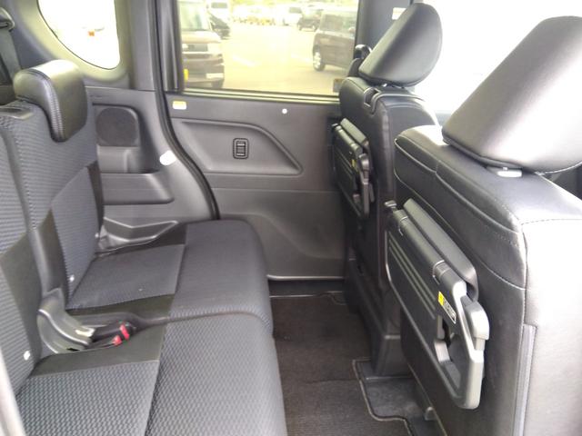 ４ＷＤ☆走行３．３万キロ☆試乗出来ます☆両側パワスラ☆衝突軽減ブレーキ☆オートハイビーム☆ハーフレザーシート☆前席シートヒーター☆ドラレコ☆ＬＥＤヘッドライト☆ＬＥＤフォグ☆コーナーセンサー☆試乗ＯＫ