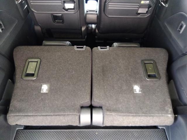 ４ＷＤ☆走行３．３万キロ☆試乗出来ます☆両側パワスラ☆衝突軽減ブレーキ☆オートハイビーム☆ハーフレザーシート☆前席シートヒーター☆ドラレコ☆ＬＥＤヘッドライト☆ＬＥＤフォグ☆コーナーセンサー☆試乗ＯＫ