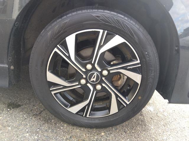 ４ＷＤ☆走行３．３万キロ☆試乗出来ます☆両側パワスラ☆衝突軽減ブレーキ☆オートハイビーム☆ハーフレザーシート☆前席シートヒーター☆ドラレコ☆ＬＥＤヘッドライト☆ＬＥＤフォグ☆コーナーセンサー☆試乗ＯＫ