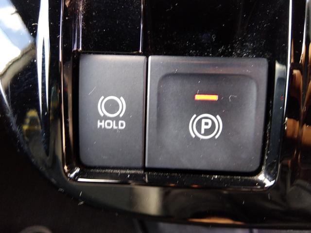 ４ＷＤ☆走行３．３万キロ☆試乗出来ます☆両側パワスラ☆衝突軽減ブレーキ☆オートハイビーム☆ハーフレザーシート☆前席シートヒーター☆ドラレコ☆ＬＥＤヘッドライト☆ＬＥＤフォグ☆コーナーセンサー☆試乗ＯＫ