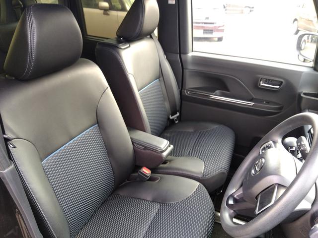 ４ＷＤ☆走行３．３万キロ☆試乗出来ます☆両側パワスラ☆衝突軽減ブレーキ☆オートハイビーム☆ハーフレザーシート☆前席シートヒーター☆ドラレコ☆ＬＥＤヘッドライト☆ＬＥＤフォグ☆コーナーセンサー☆試乗ＯＫ